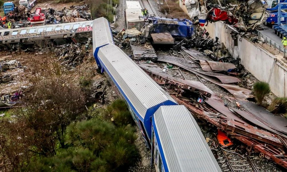 Τι αναφέρουν πηγές της Πυροσβεστικής σχετικά με τις ΕΔΕ για την τραγωδία των Τεμπών